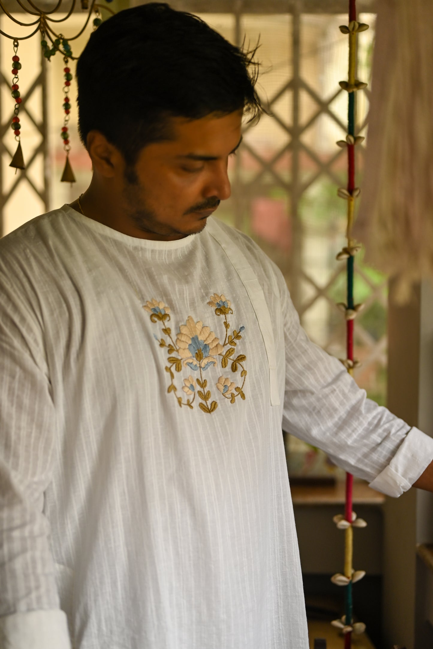 KASHMIRI GUL EMBROIDERED PURE WHITE COTTON KURTA