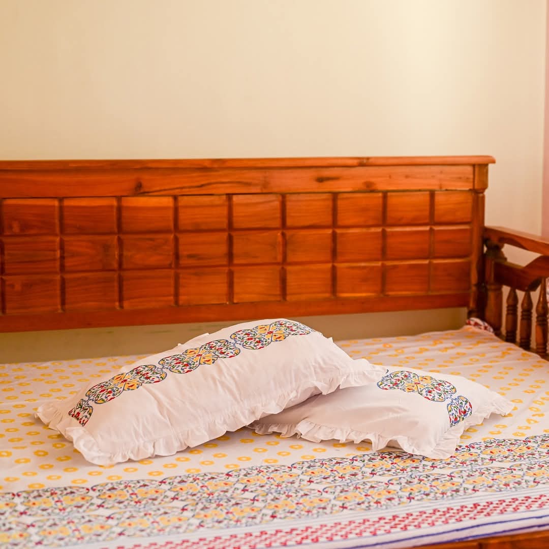 Mehfuz Block Printed Bedsheet Set