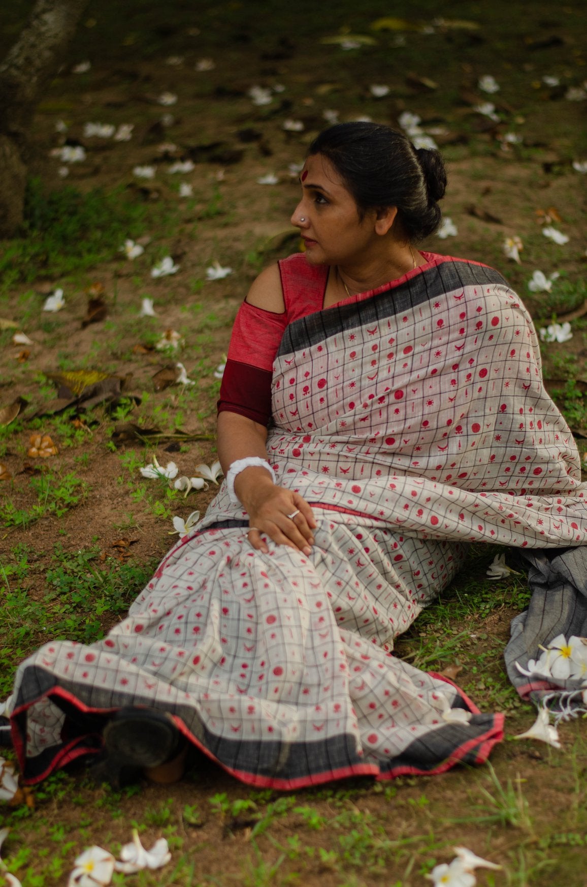 BINDIS OF INDIA 001 - HAND BLOCK PRINTED SAREE