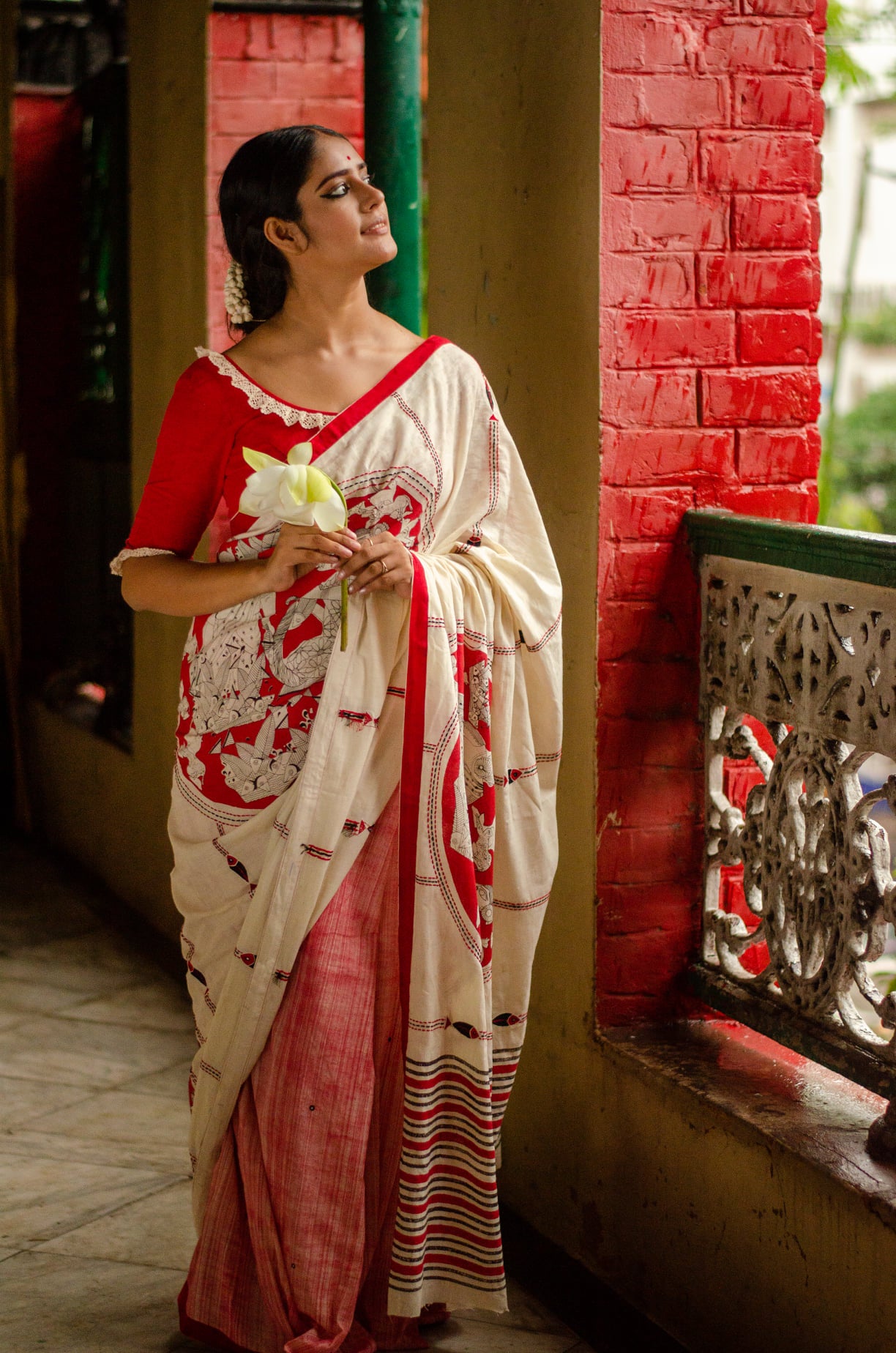 MACHLIWALI 001-HANDWOVEN COTTON SAREE