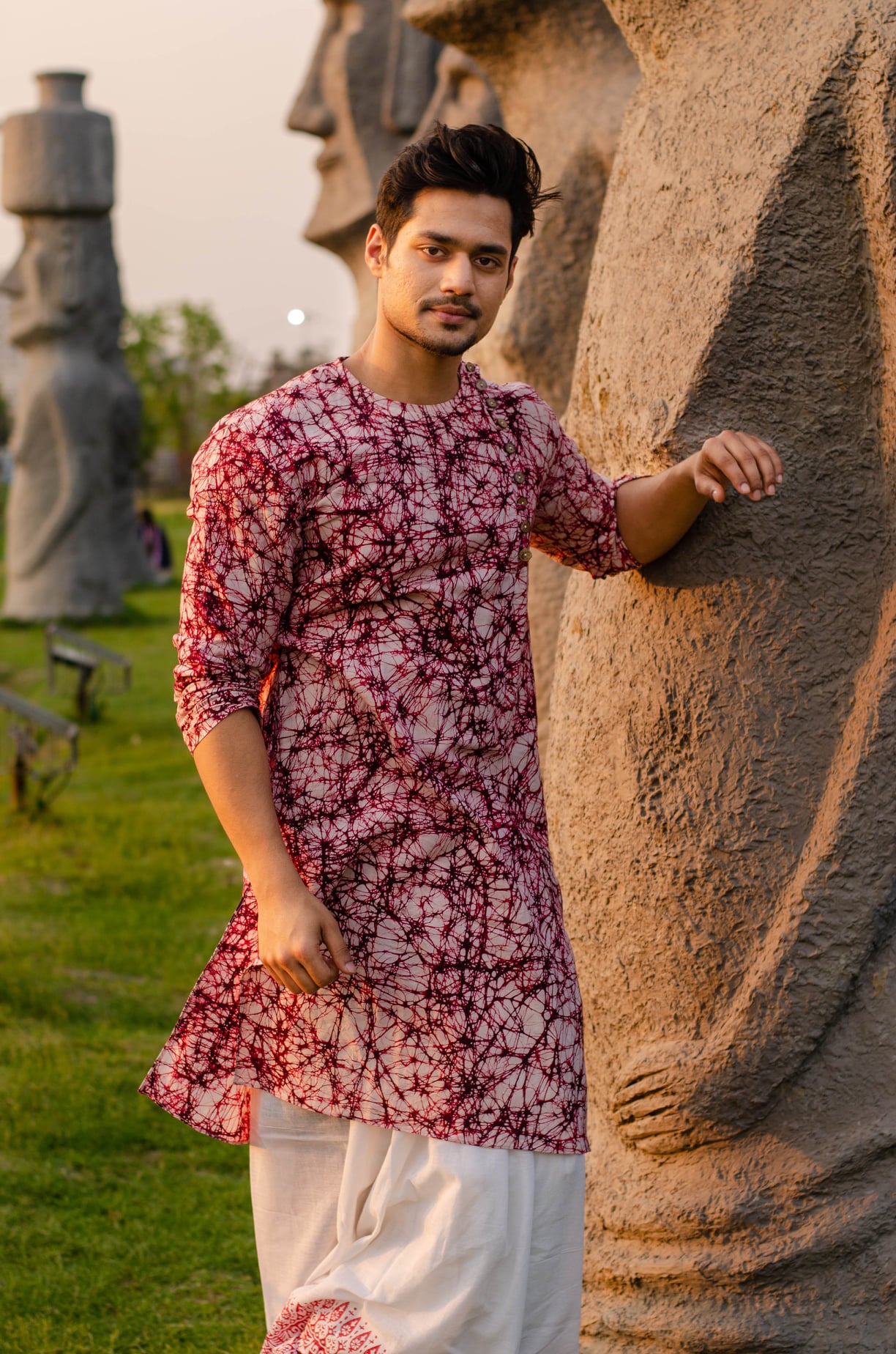MAROON BATIK HANDLOOM KURTA