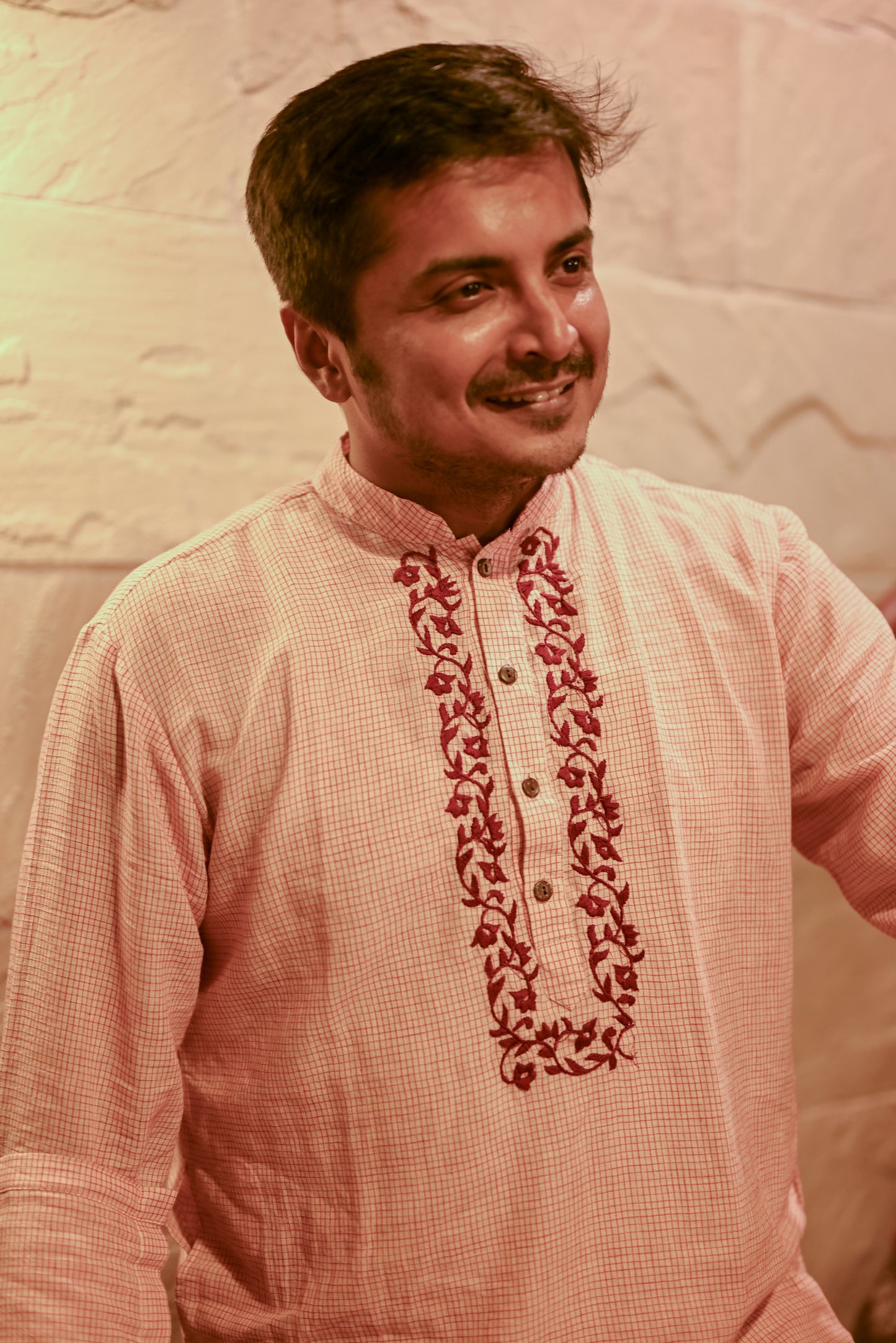 VINTAGE EMBROIDERED BEIGE HANDLOOM COTTON KURTA