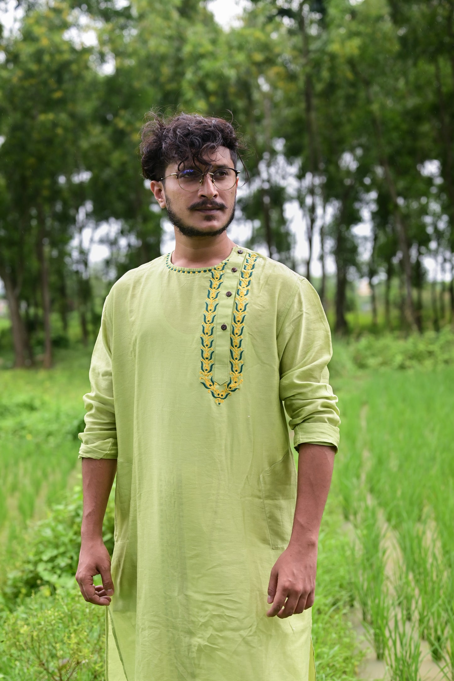 AMRAPALI EMBROIDERED CHANDERI KURTA