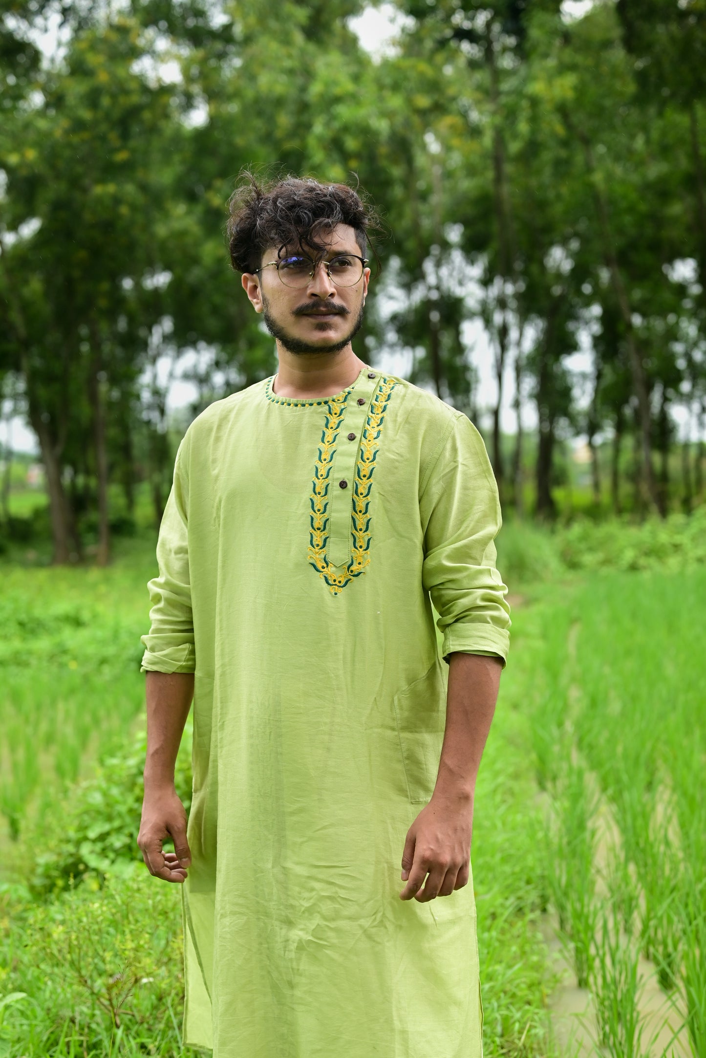 AMRAPALI EMBROIDERED CHANDERI KURTA