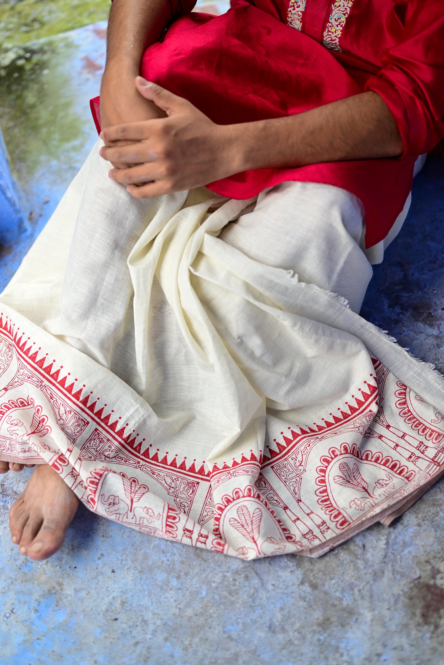 WHITE DURGADALAN HAND BLOCK PRINTED DHUTI