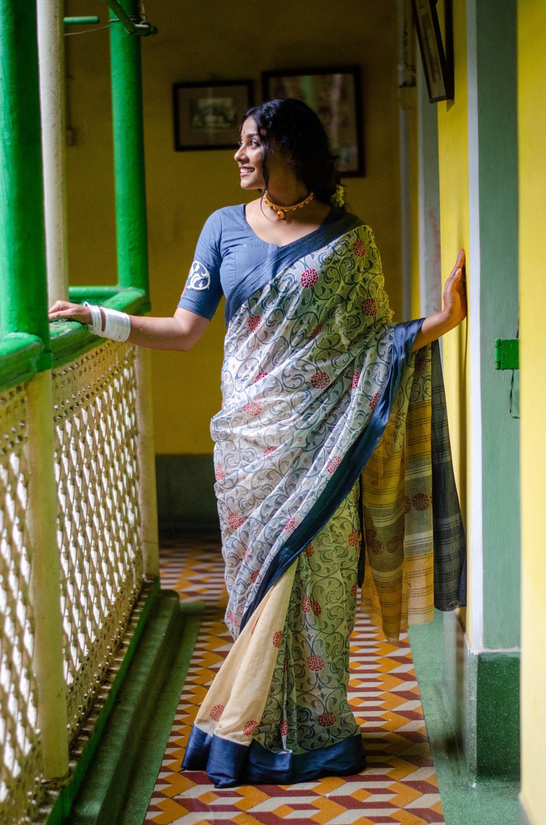 GREY GENDAPHOOL COTTON SAREE