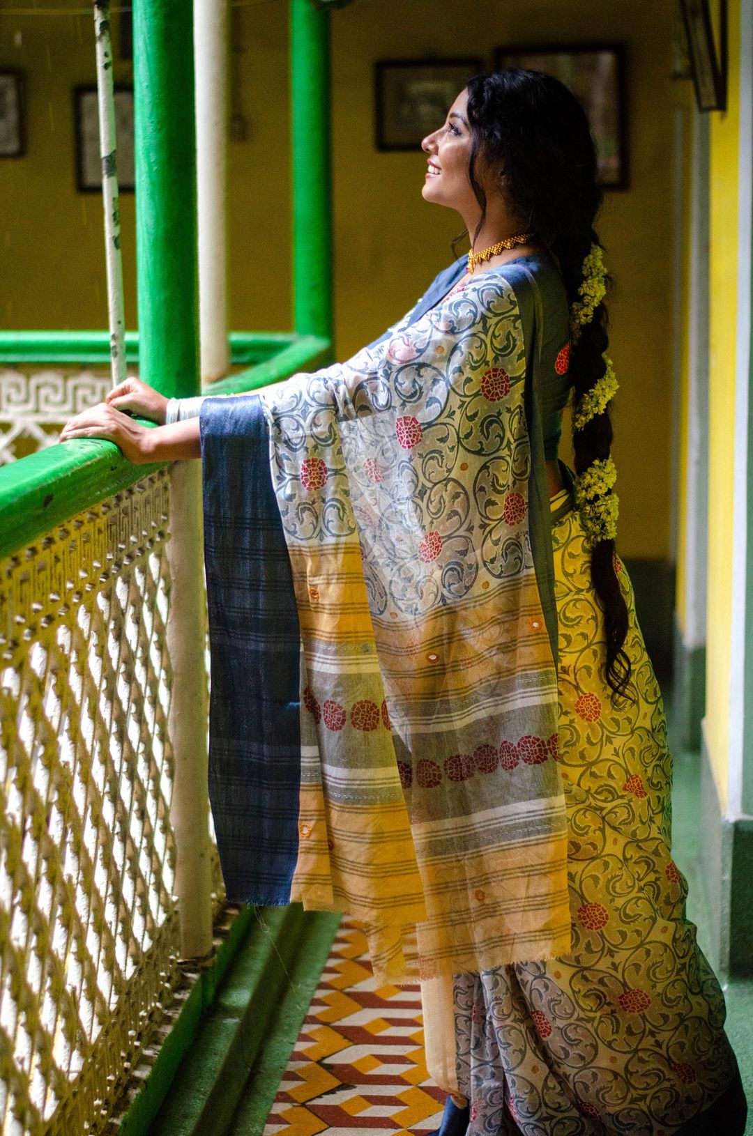 GREY GENDAPHOOL COTTON SAREE