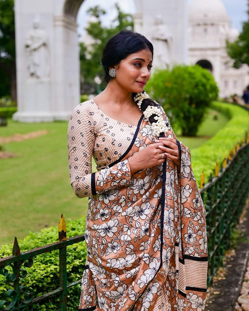 WHITE HIBISCUS HAND BLOCK PRINTED PURE SILK SAREE