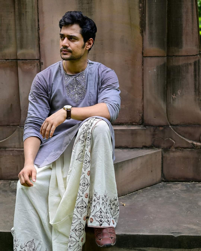 GREY SWAN LAKE EMBROIDERED KURTA