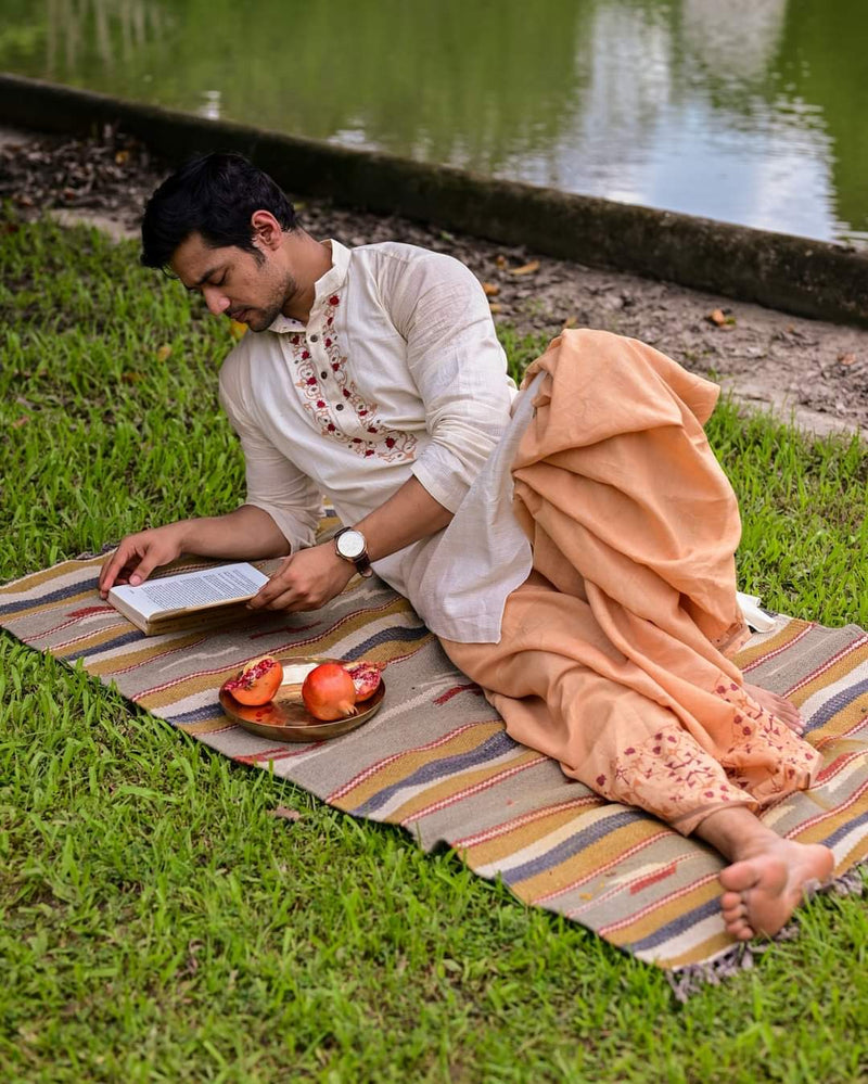 DAALIM EMBROIDERED KURTA