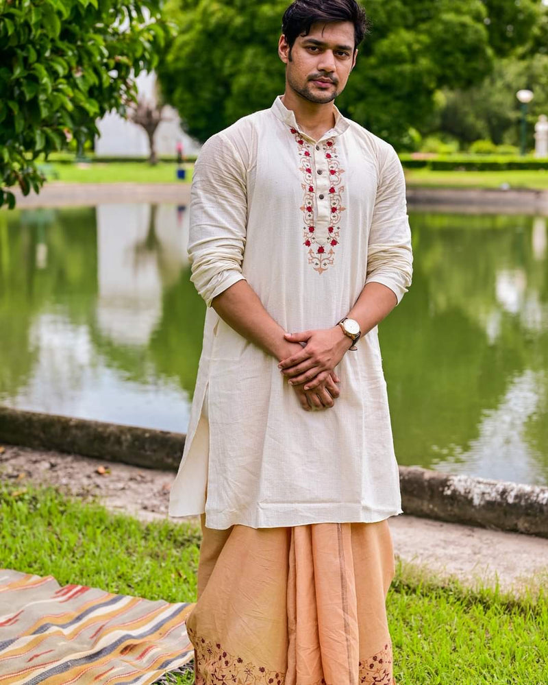 DAALIM EMBROIDERED KURTA