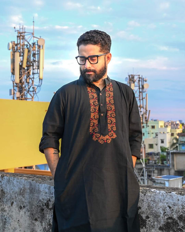 BLACK MEENAKARI EMBROIDERED KURTA