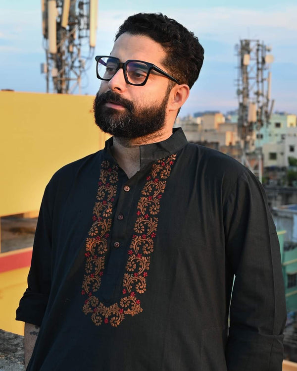 BLACK MEENAKARI EMBROIDERED KURTA