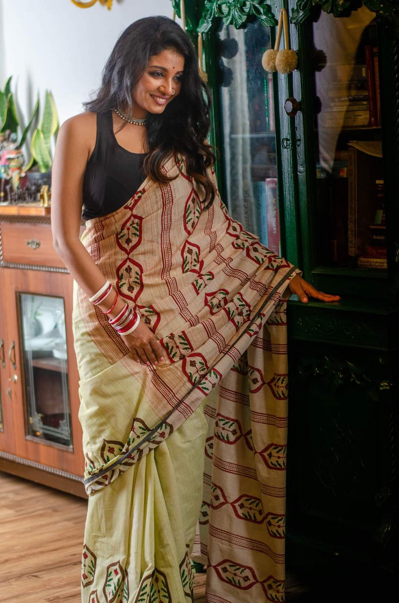 BANANA LEAF PRINTED SAREE