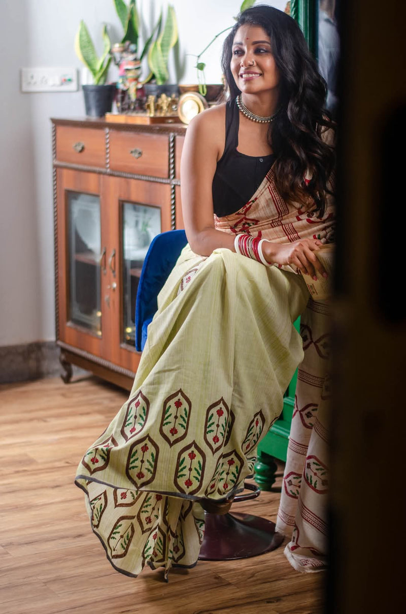 BANANA LEAF PRINTED SAREE