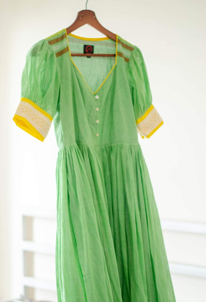 Aadrita Dress Green