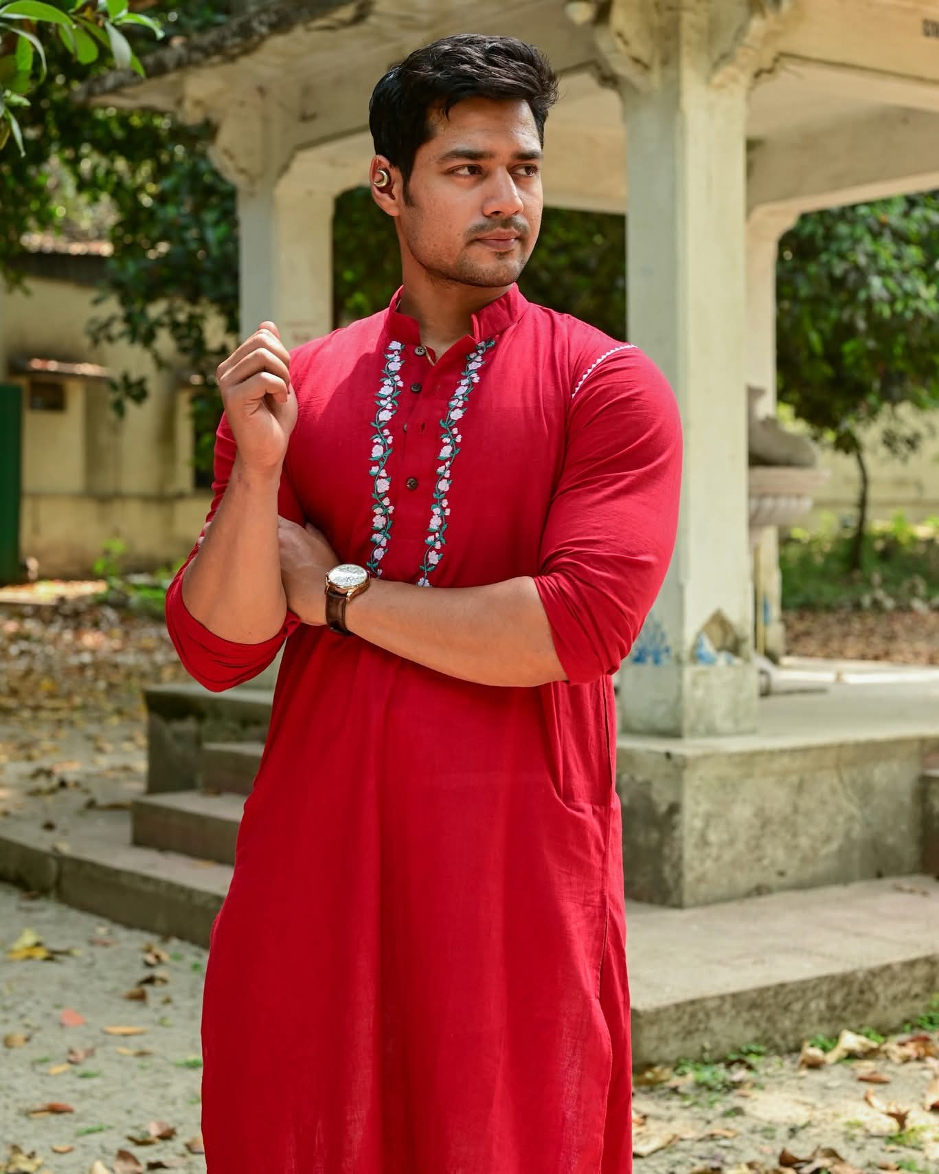 RED MOGRA EMBROIDERED KURTA