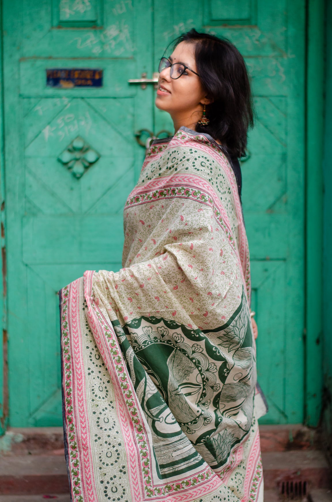 THE INNER CHAMBER 005