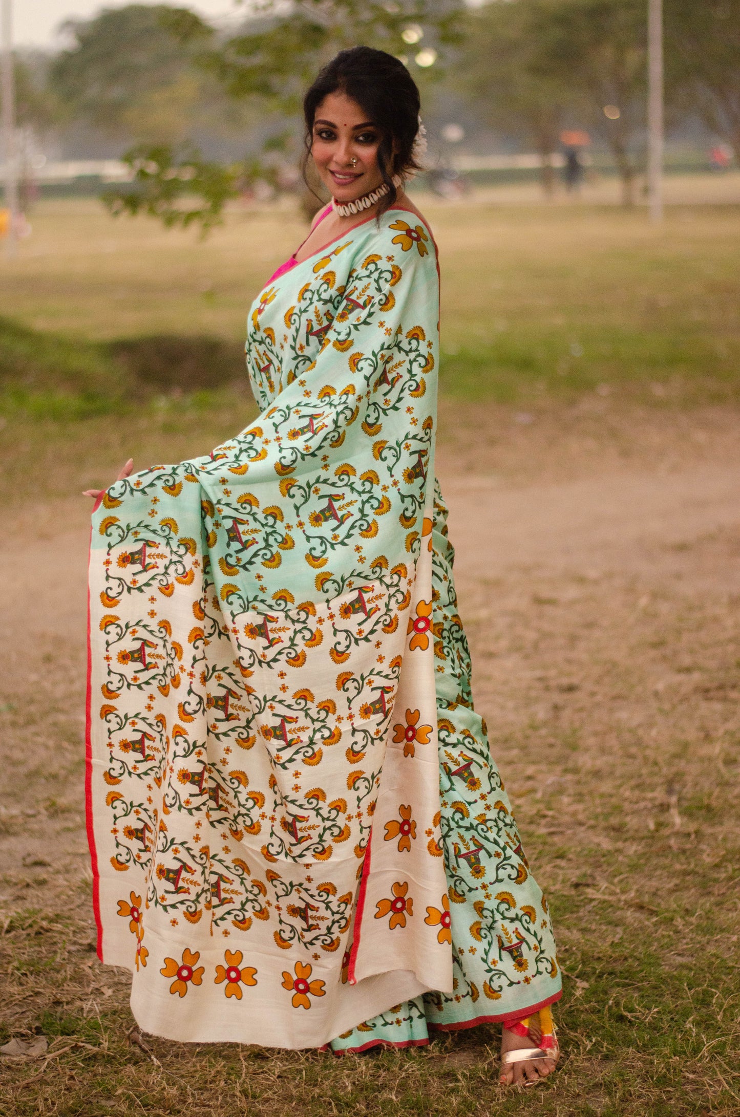 GARDEN OF PARADISE 001 - PURE MULBERRY SILK PRINTED SAREE