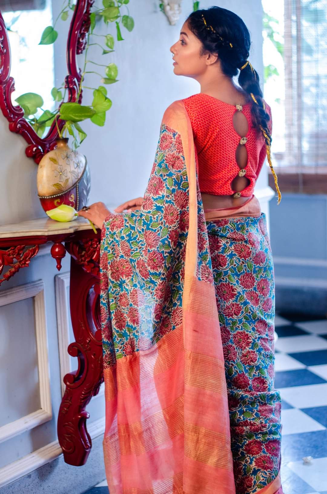 DAHLIA 002 - ZARI TUSSAR SAREE