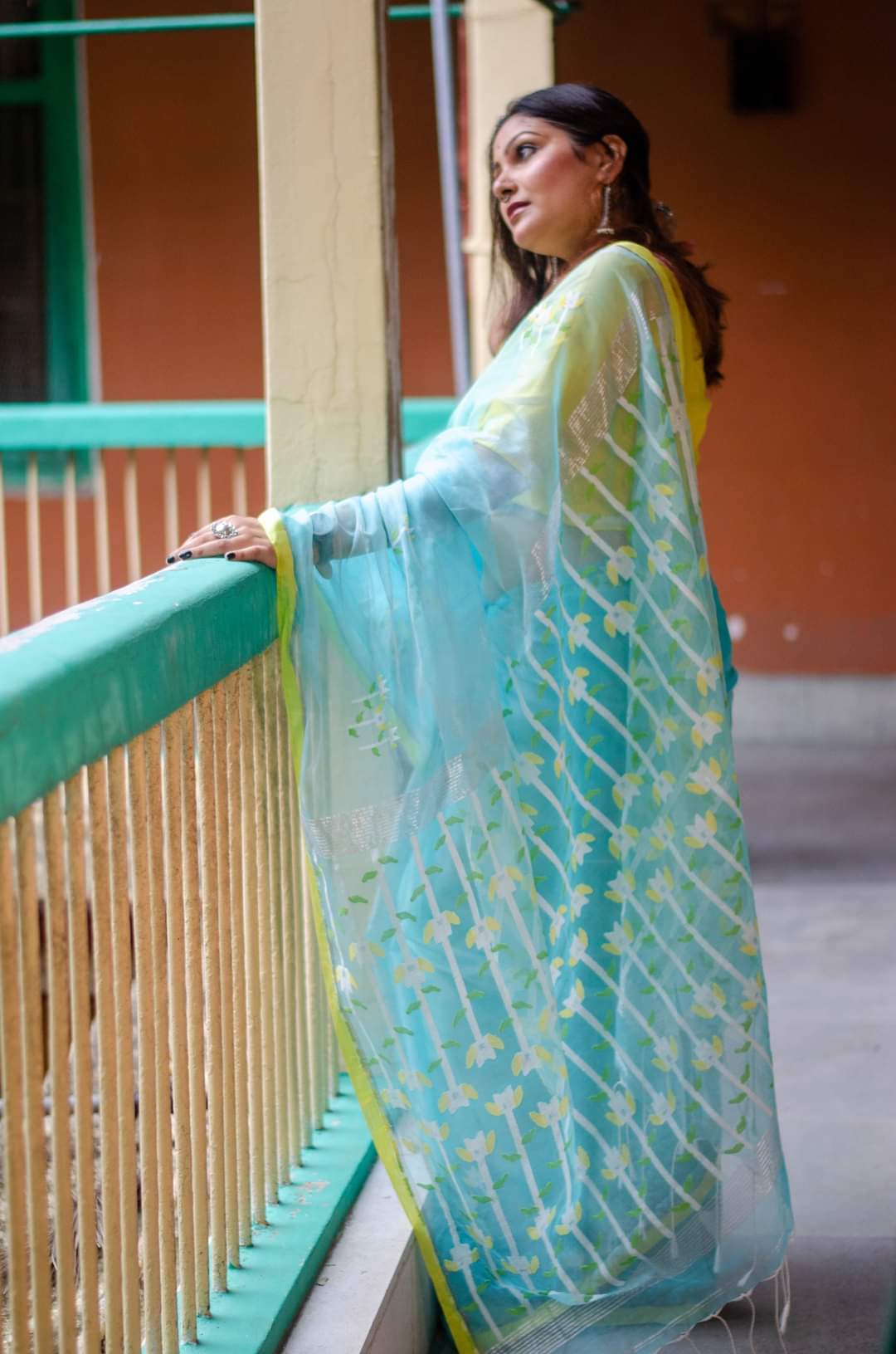 SHAPE OF WATER : PURE MUSLIN JAMDANI SAREE