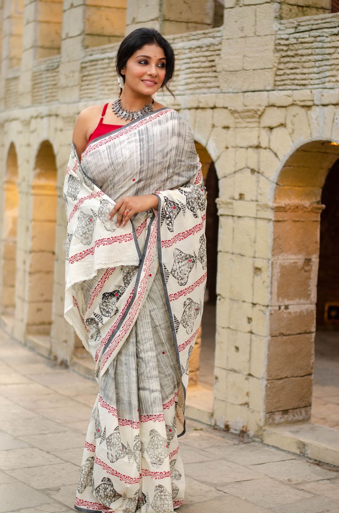 MACH MISHTI & MORE - HANDLOOM HAND BLOCK PRINTED COTTON SAREE