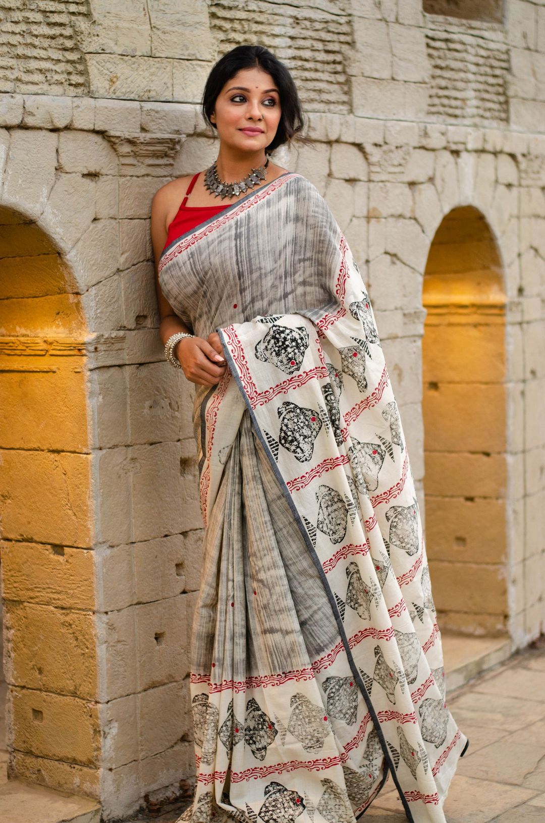 MACH MISHTI & MORE - HANDLOOM HAND BLOCK PRINTED COTTON SAREE